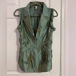 Fashion vest